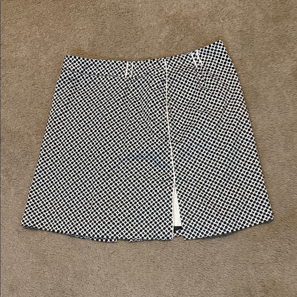 Sport Haley Black and White Geometric Mini Golf Skort